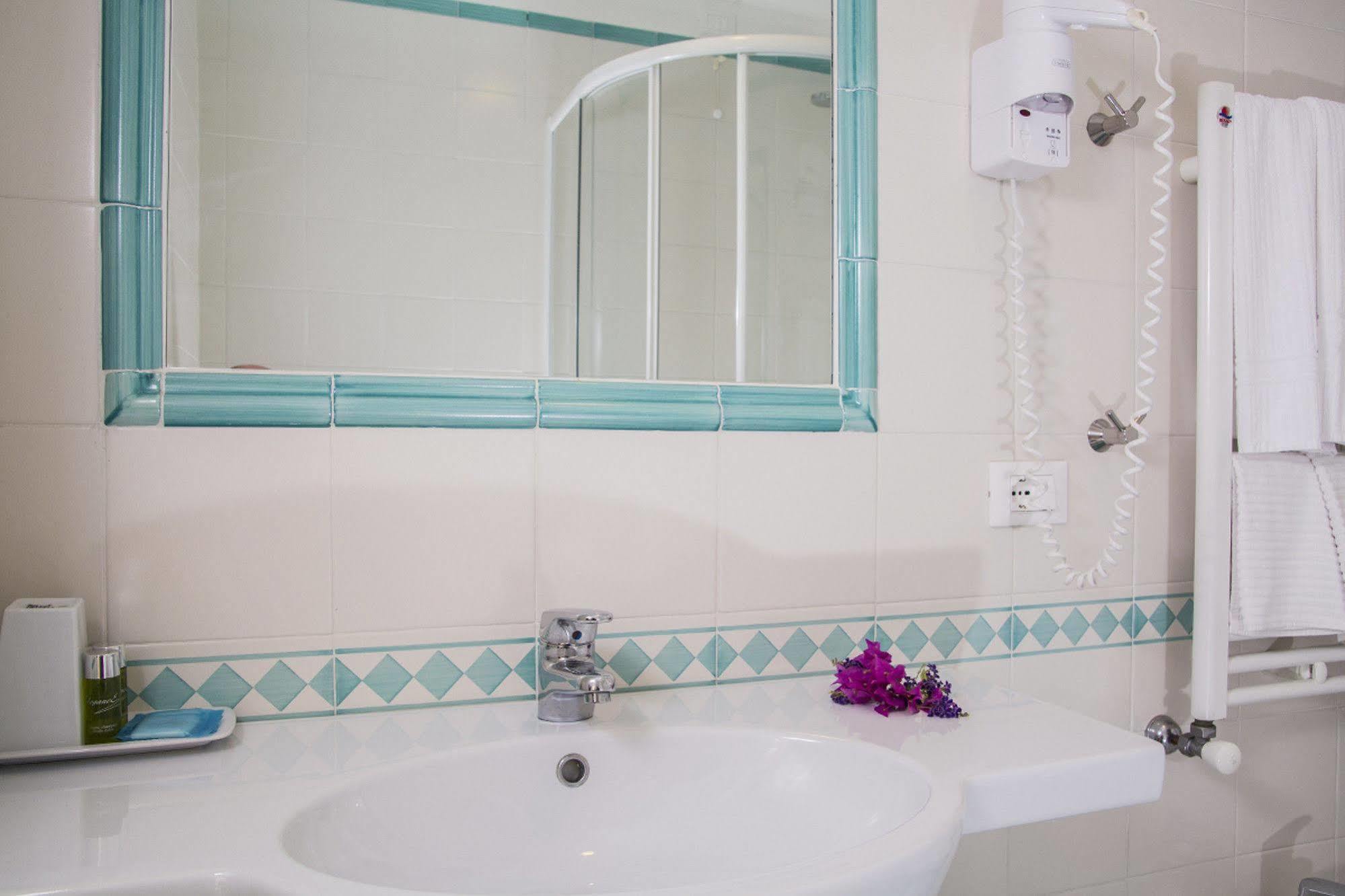 ספרלונגה Moresco Park Hotel מראה חיצוני תמונה