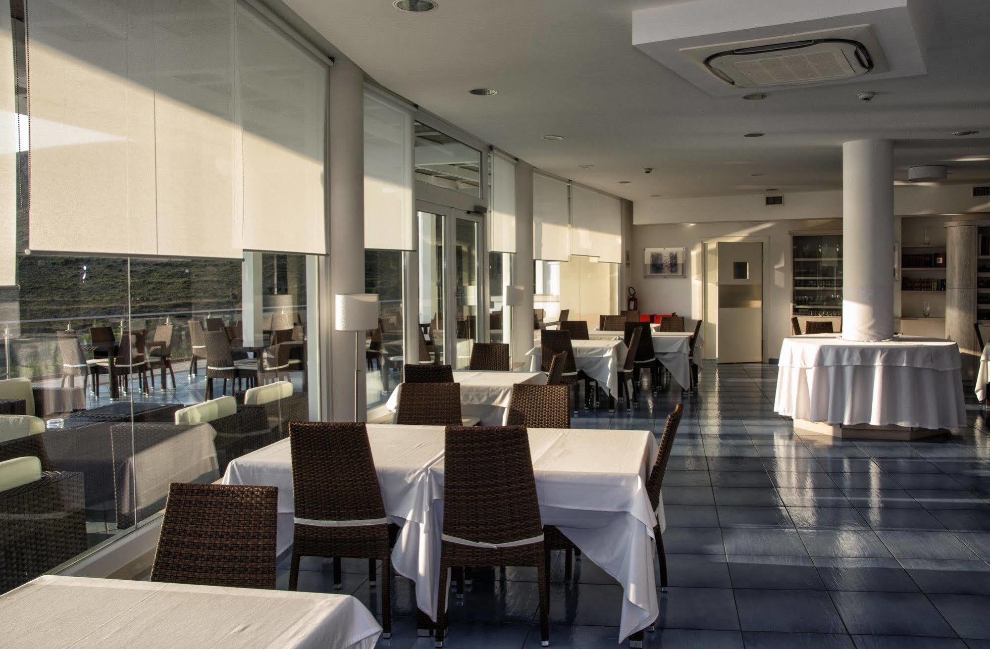 ספרלונגה Moresco Park Hotel מראה חיצוני תמונה